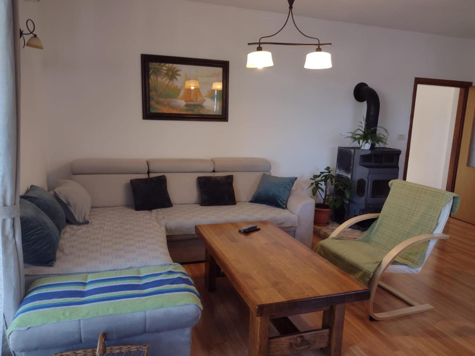 Spacious Apartment With Parking&Garden Marcana Bagian luar foto